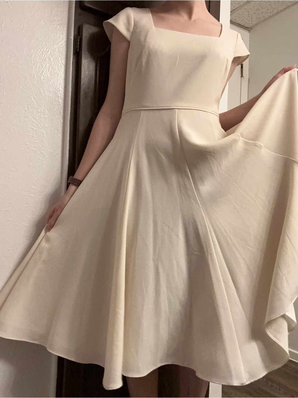 NWT!! Gal Meets Glam Cream Square-Neck Midi Flowy Dress